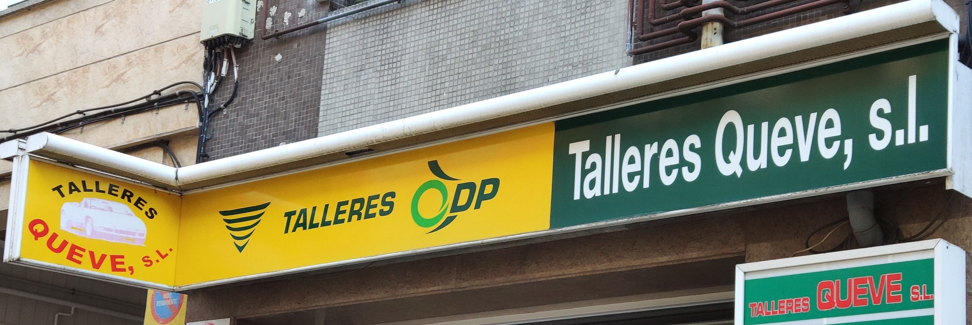 Fachada de Talleres Queve