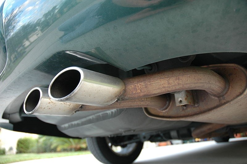 Comprobación de emisión de contaminantes